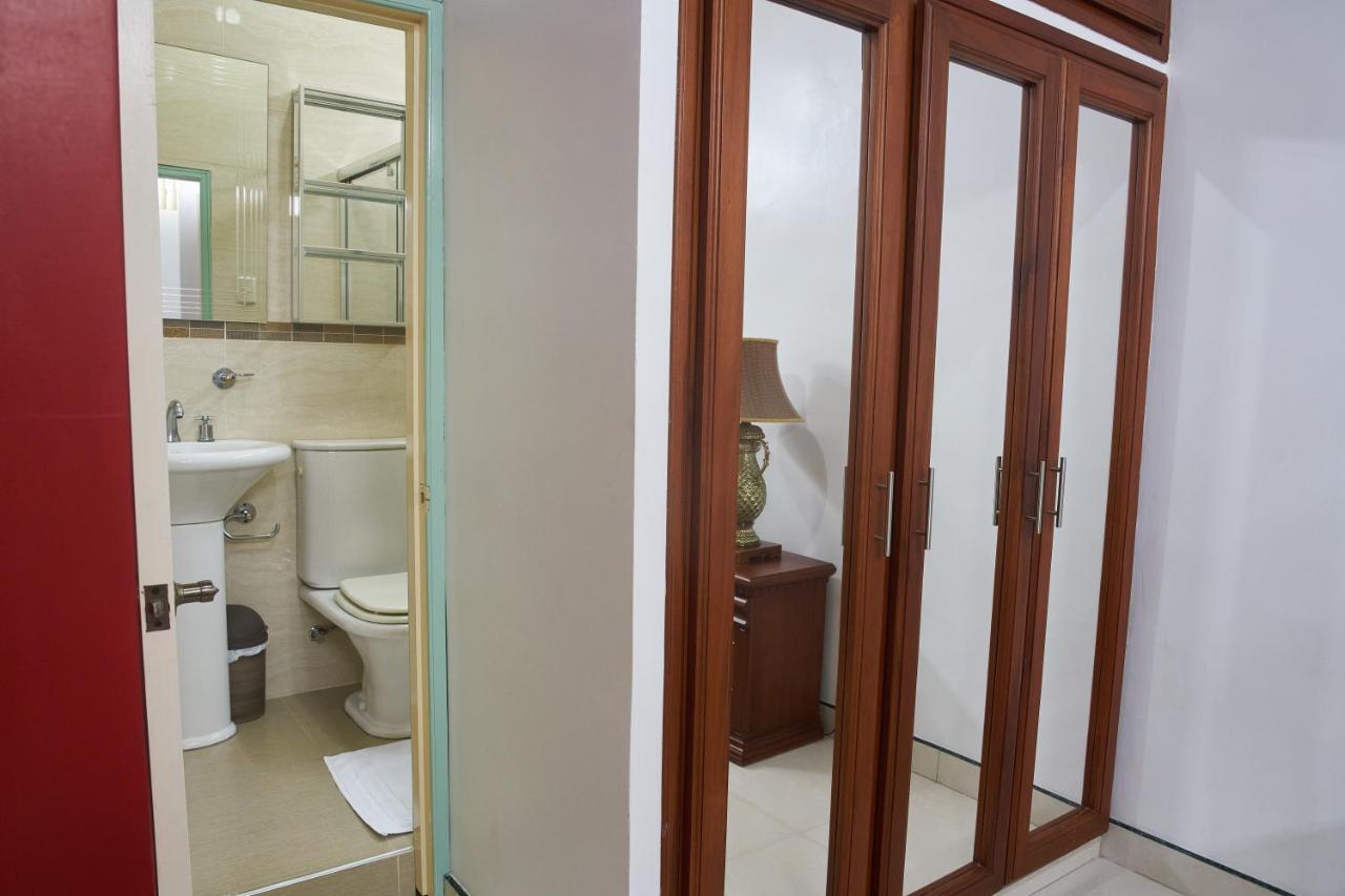 Departamentos Marcecilia De 2 Y 3 Habitaciones En El Centro De Manta Dış mekan fotoğraf