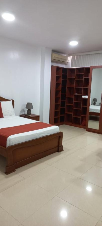 Departamentos Marcecilia De 2 Y 3 Habitaciones En El Centro De Manta Dış mekan fotoğraf